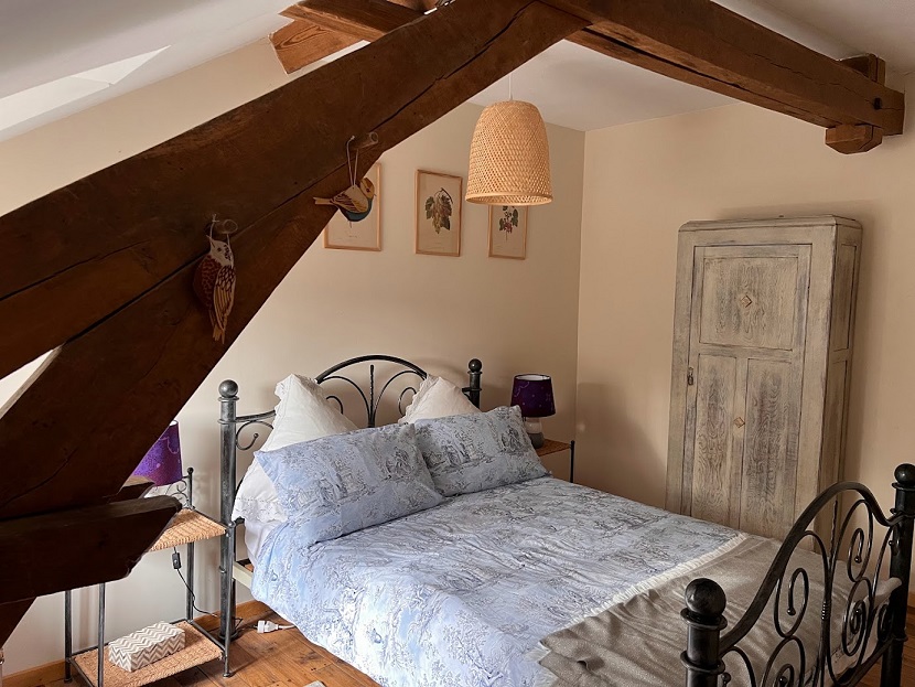 room 4 photo